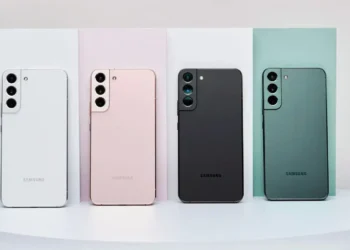 Samsung é condenada a indenizar usuários do Galaxy S22 por limite de desempenho
