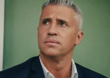 São Paulo anuncia demissão de Crespo sob surpresa