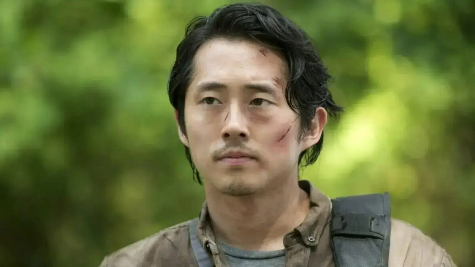 Steven Yeun retoma o caos apocalíptico em Invencível com superpoderes