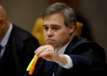 STF critica CPMI do INSS: Limites ultrapassados e riscos ao ano eleitoral