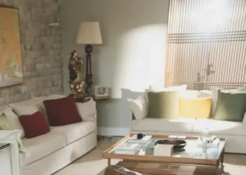 Tadeu Schmidt investe em apartamento milionário para facilitar rotina do Big Brother