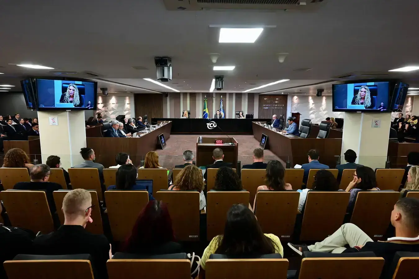 TCU: Desvendando a estrutura e os desafios do controle público no Brasil