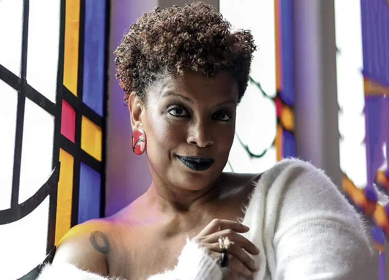 Thalma de Freitas volta ao Brasil e fala sobre retorno às novelas