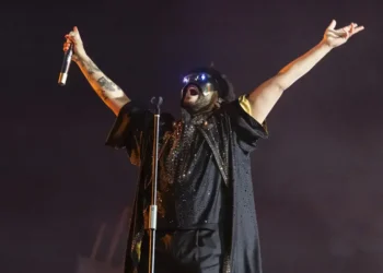The Weeknd se torna o músico mais bem pago do mundo em 2025