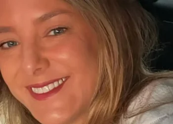 Ticiane Pinheiro e Manuella compartilham momentos especiais em viagem
