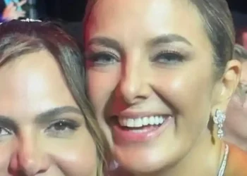 Ticiane Pinheiro homenageia prima Carol Sampaio em aniversário especial