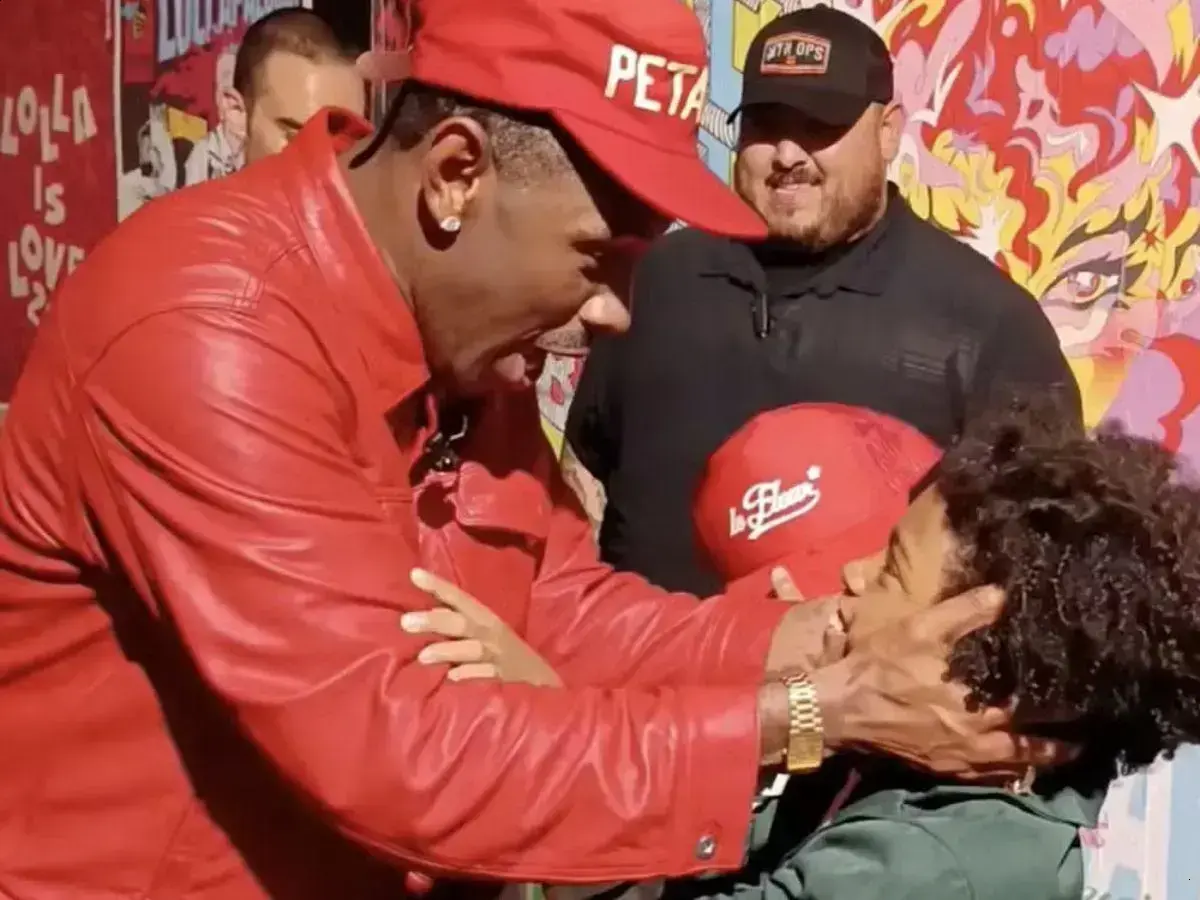 Tyler, The Creator encanta fã mirim em encontro emocionante no Lollapalooza