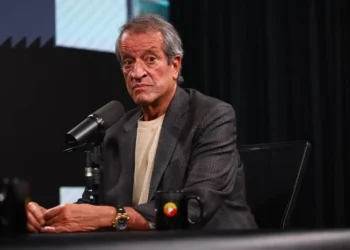 Valdemar aponta Tereza Cristina como vice ideal para Flávio Bolsonaro
