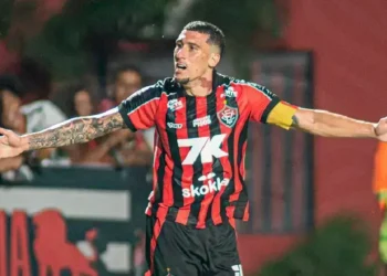 Vitória reencontra a vitória ao vencer Mirassol por 1 a 0 no Barradão