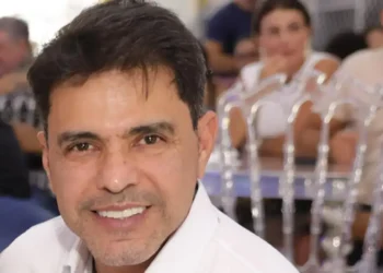 Zezé Di Camargo faz festa deslumbrante para neta Julia de 5 anos