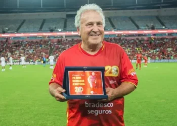 Zico alerta sobre convocação de Neymar para a Copa do Mundo de 2026