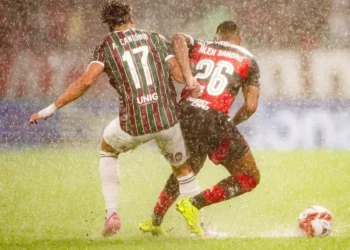 Adiado Fla x Flu: Revolta da Torcida e Problemas Logísticos