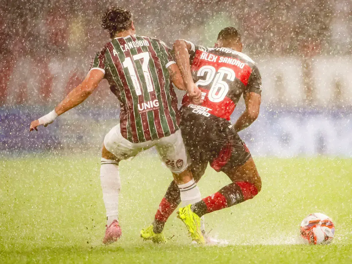 Adiado Fla x Flu: Revolta da Torcida e Problemas Logísticos