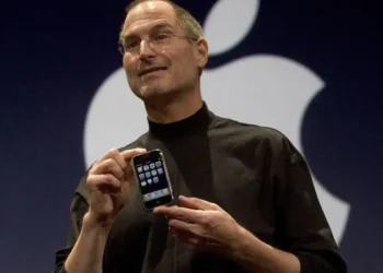 Apple completa 50 anos: relembrando 10 inovações que mudaram o mundo