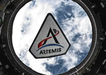 Artemis II: Os Astronautas Usam Smartphones na Primeira Missão à Lua em 50 Anos