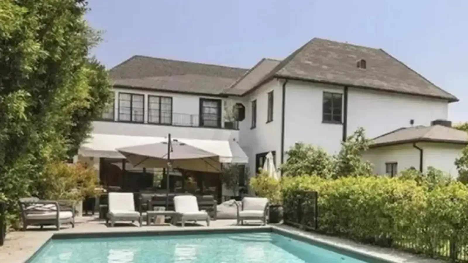 Ator famoso adquire mansão em Beverly Hills avaliada em R$ 55 milhões