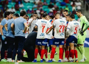 Bahia e Palmeiras se enfrentam na 10ª rodada do Campeonato Brasileiro