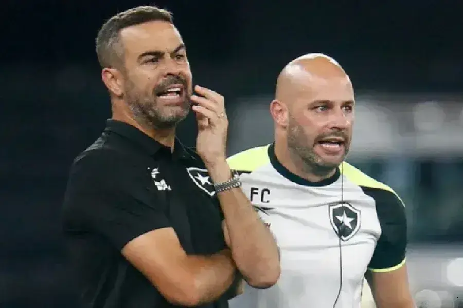 Botafogo acerta contratação de Franclim Carvalho como novo técnico