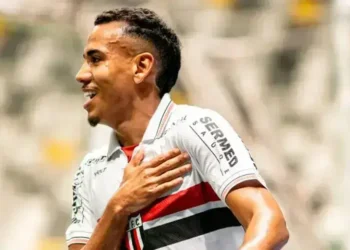 Botafogo-SP busca manter a liderança contra o São Bernardo neste domingo