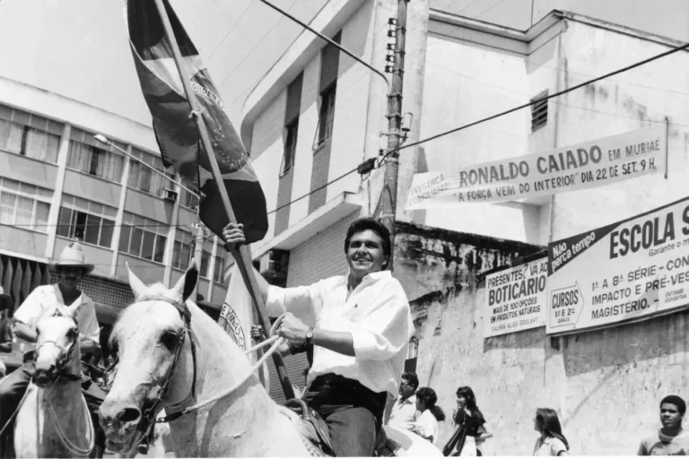 Caiado e seu polêmico plano de jornada de 10 horas de trabalho