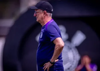 Corinthians demite Dorival Júnior após fase difícil no comando