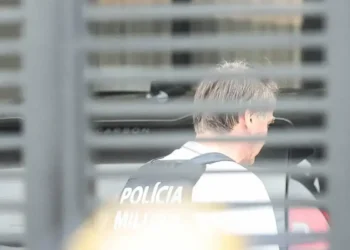 Datafolha revela que 59% dos brasileiros apoiam prisão domiciliar de Bolsonaro