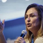 Ex-senadora Kátia Abreu se filia ao PT e apoia reeleição de Lula