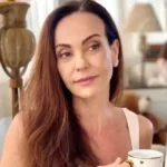 Flavia Monteiro enfrenta cirurgia após queda inusitada com a filha