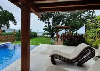Gabriel Medina: O surfista brasileiro que brilhou e acumulou R$ 100 milhões