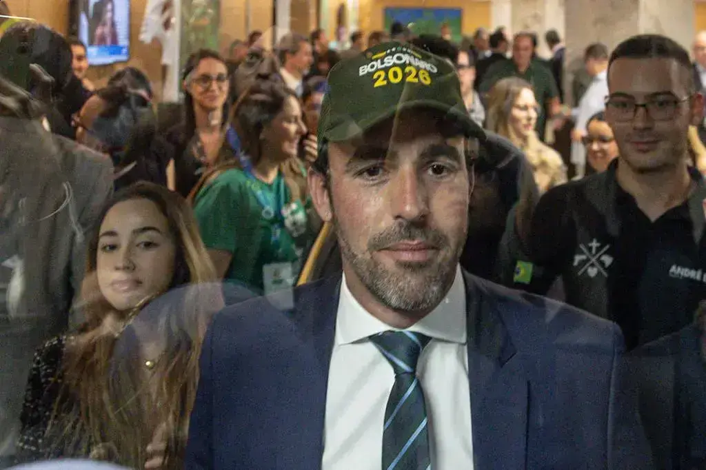 Julgamento de Lucas Bove por violência doméstica será após as eleições