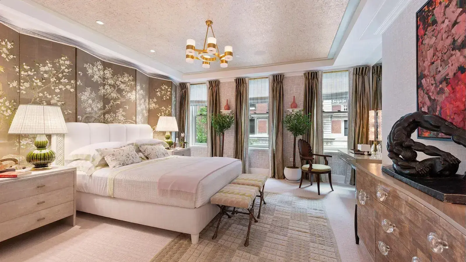 Julia Koch, a terceira mulher mais rica do mundo, vende mansão por R$ 199,7 milhões