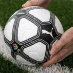 LaLiga apresenta bola retrô para a primeira Rodada Retrô