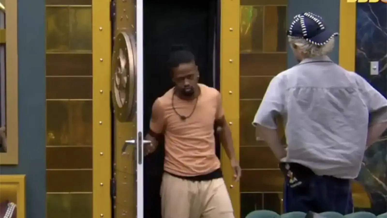 Leandro Boneco retorna ao BBB 26 após atendimento médico e tranquiliza fãs
