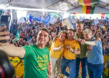 Luciano Zucco Oficializa Candidatura ao Governo do RS com Flávio Bolsonaro