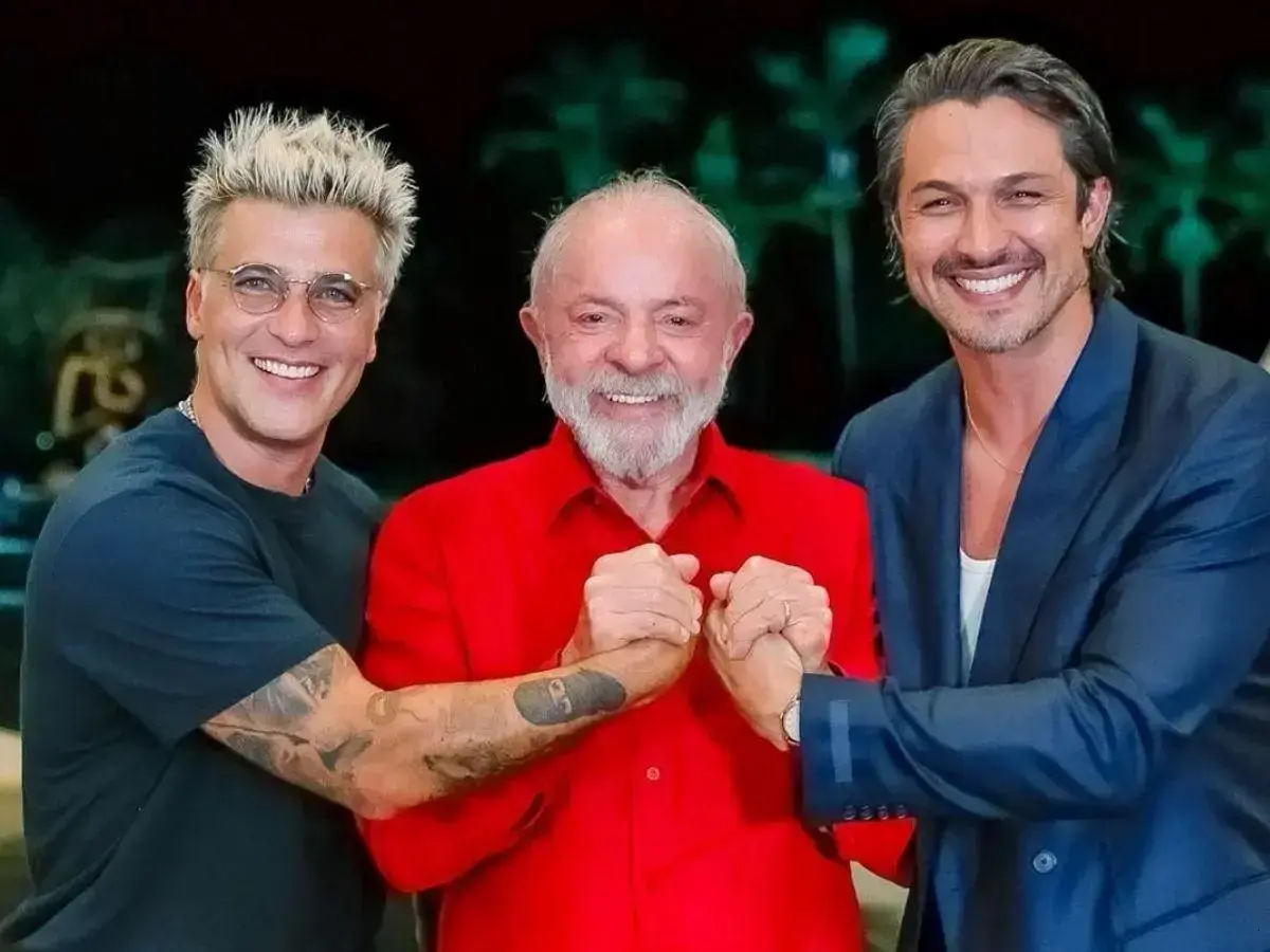 Lula e artistas se emocionam na exibição de ‘Por um Fio’