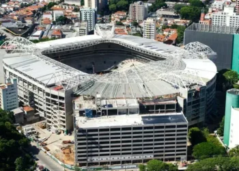Nubank avança para os naming rights do Allianz Parque do Palmeiras