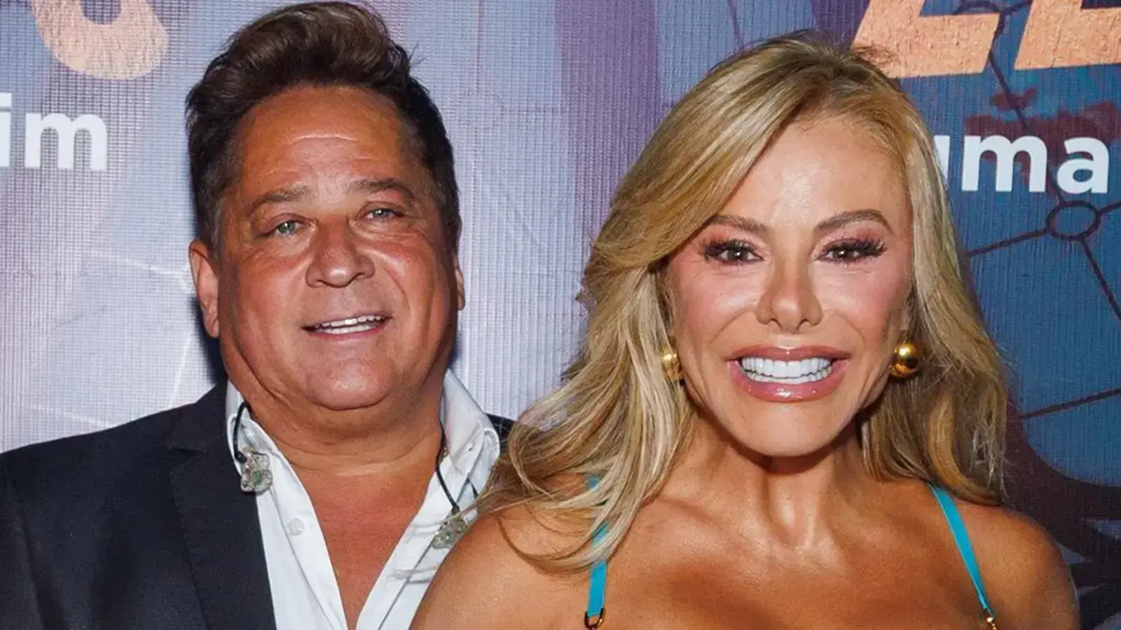 Poliana Rocha brilha com look ousado no show de Leonardo em São Paulo