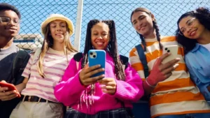 Redes sociais e o vício digital: a crítica de Jeffrey Wigand