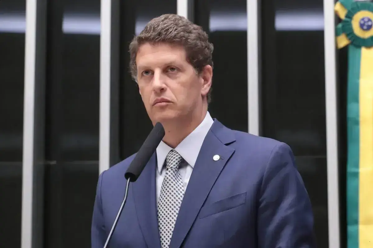 Ricardo Salles se destaca como forte candidato ao Senado em São Paulo