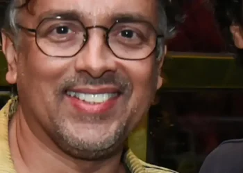 Rodrigo Fagundes e Wendell Bendelack celebram amor em evento no Rio