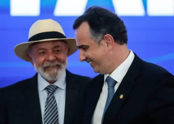 Rodrigo Pacheco se filia ao PSB em busca da candidatura ao Governo de Minas