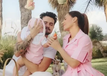 Serena brilha em ensaio fotográfico de Páscoa com Luan e Jade