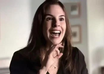 Suzane von Richthofen expõe agressões e a vida familiar em documentário