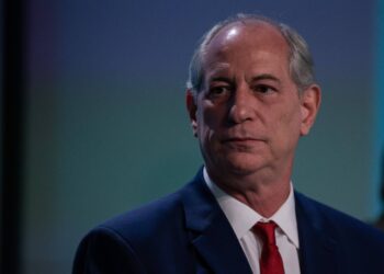 Ciro Gomes revela que não assistiu ao vídeo de Michelle
