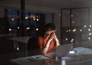 Desemprego da Geração Z: A IA é a Vilã ou Há Outros Motivos?