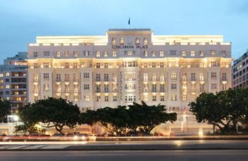 Atriz de 52 anos, neta do fundador do Copacabana Palace, se afasta da TV e busca nova vida no exterior
