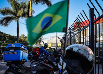Trabalhadores de aplicativo podem não apoiar Lula nas eleições de 2026