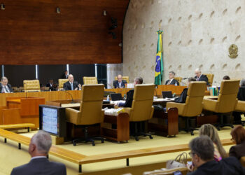 Corrupção e Oligarquias: Um Problema Presente nos Três Poderes do Brasil