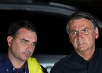 Moraes tenta influenciar eleições, afirma Flávio Bolsonaro – 13/07/2026 – Política