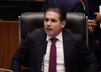 Mais de 100 ofícios são entregues por entidades em apoio ao PL contra a misoginia em 15 de julho de 2026